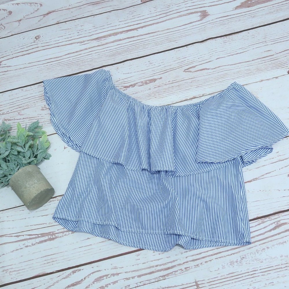 Forever 21 Off the Shoulder Blue Pin Stripe Crop Top Size medium